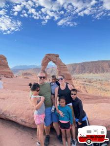 100-Family-of-6-at-Delicate-Arch