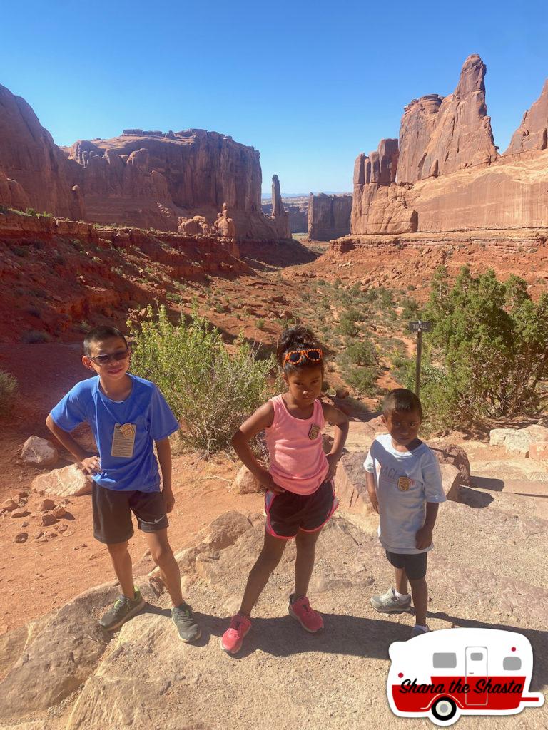 130-Serious-Hikers-at-Arches-National