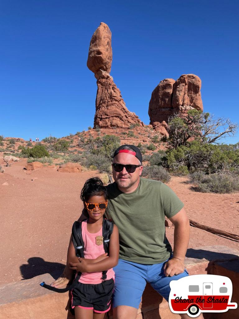 135-Father-Daughter-at-Balanced-Rock