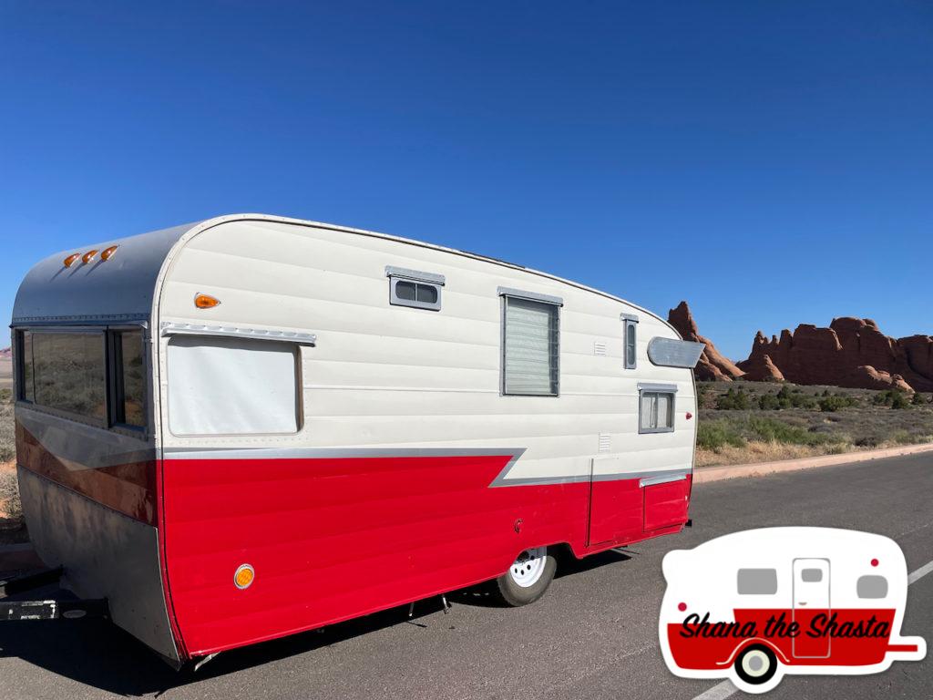 177-Retro-Shasta-at-Arches