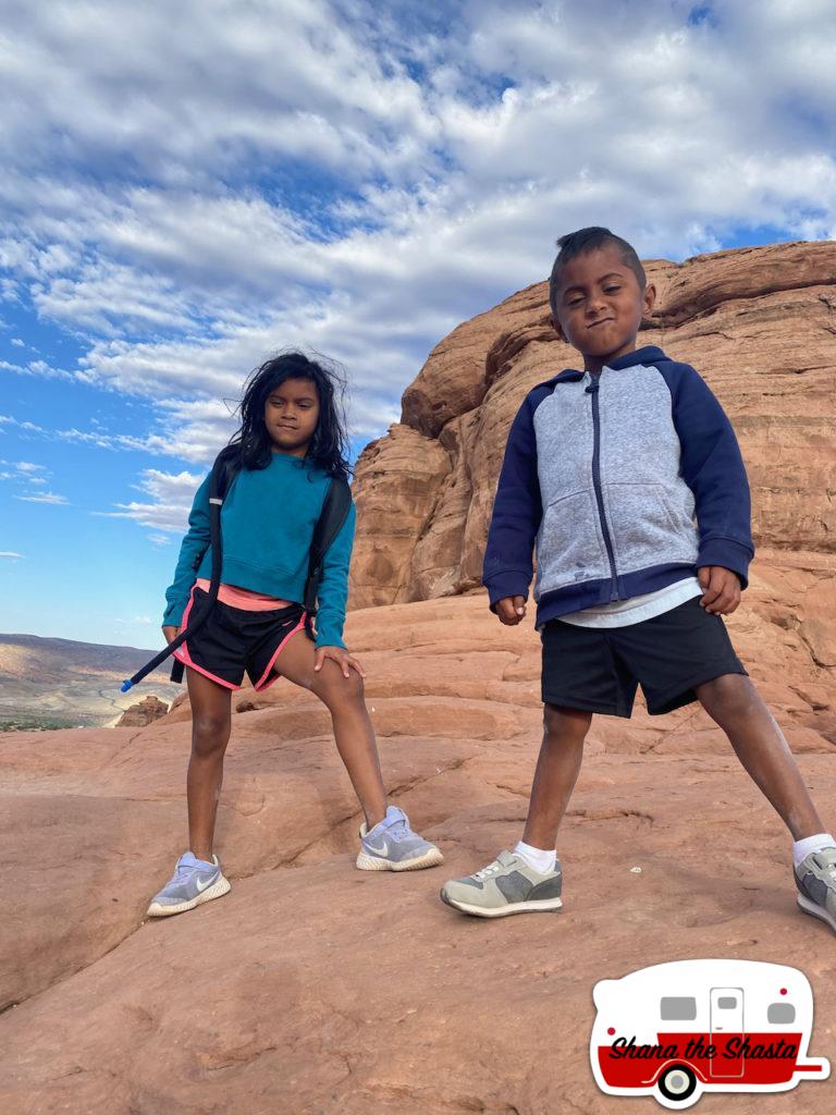 90-Tough-Kids-at-Delicate-Arch