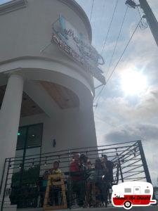 Cash-Only-Morning-Call-Open-24-Hours-in-New-Orleans