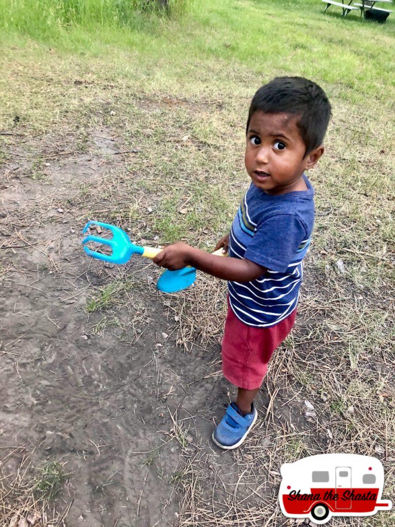 Digging-Blue-Bell-Campground-in-Custer