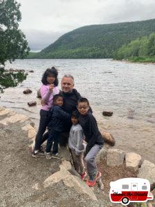 Family-at-Jordan-Pond