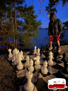 Gigantic-Chess