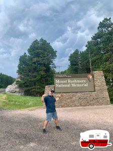 Mount-Rushmore-National-Memorial-Sign