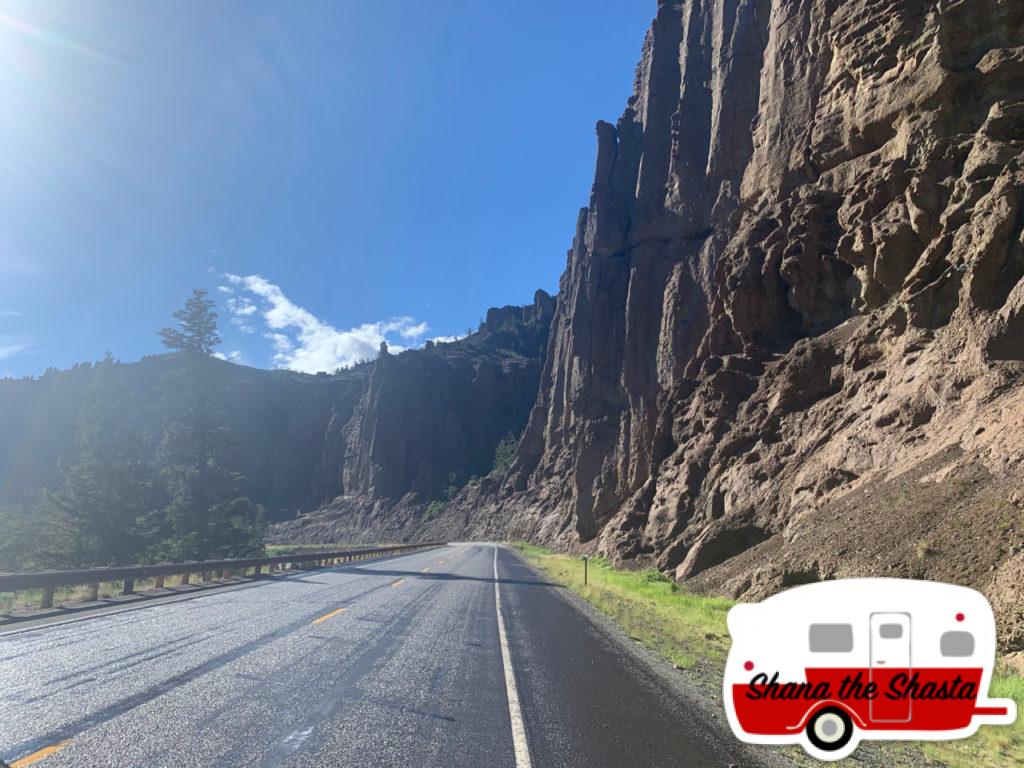 North-Fork-Highway-into-Yellowstone