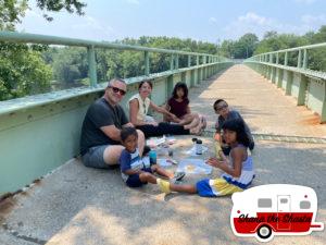 Picnic-on-Portland-Bridge