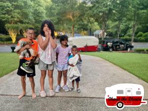 Retro-Camper-Starting-West-Coast-Road-Trip