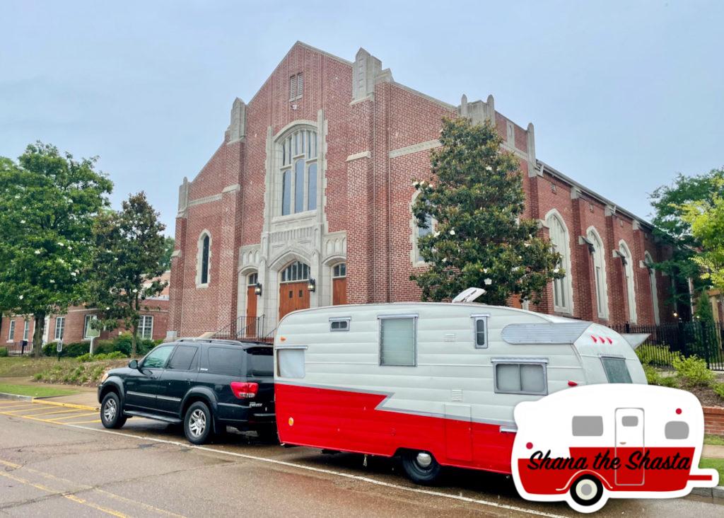 Retro-Camper-at-Oxford-Baptist-Church