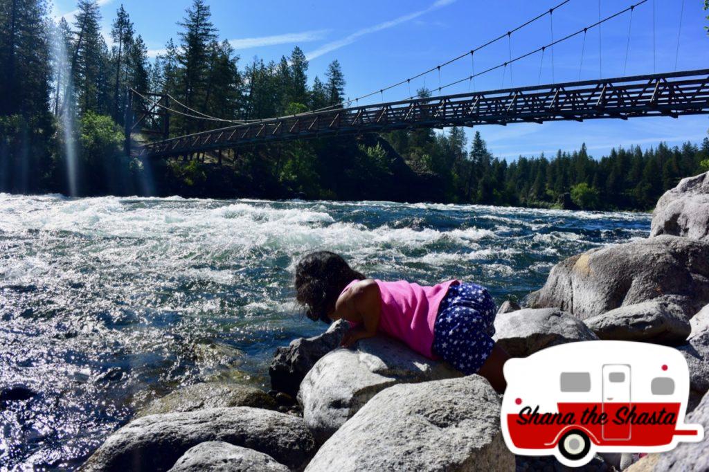 Spokane-River-by-Swinging-Bridge