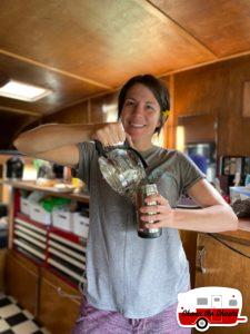 Vintage-Camper-Coffee-Service