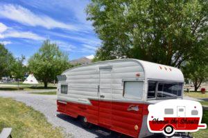 Vintage-Camper-Craters-of-the-Moon-KOA