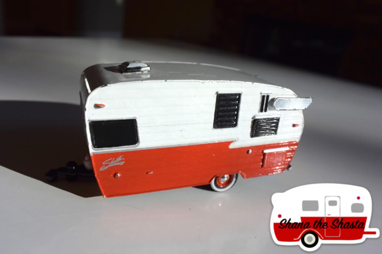 greenlight 1962 dodge d 100 shasta airflyte deluxe toy 1